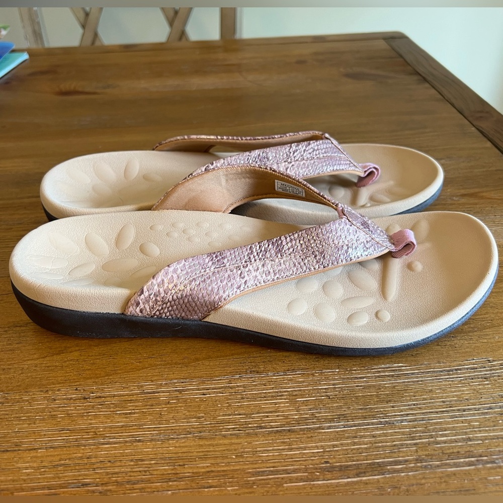 Megnya Arch Support Sandal Sz 42 (10.5-11) Rose Gold